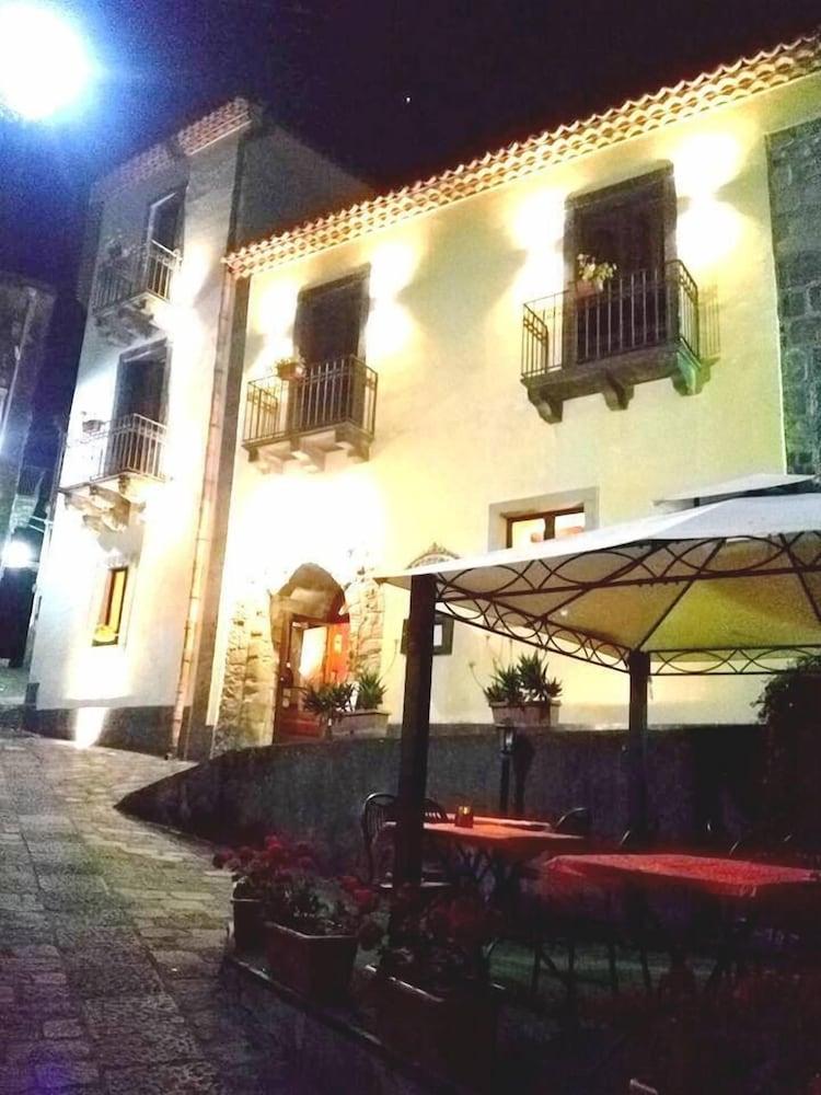 Hotel Federico II Кастильоне ди Сичилия Екстериор снимка
